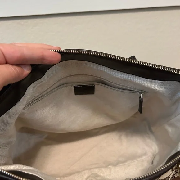 Gucci Tote Bag - Picture 13 of 13